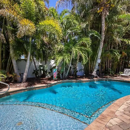 Paradise Palms Cottage